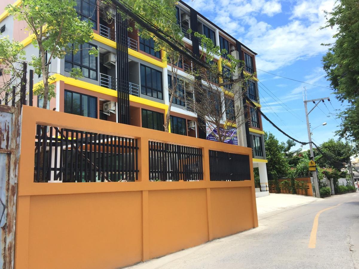 The All 24 Luxury Residence Bangkok Exterior photo