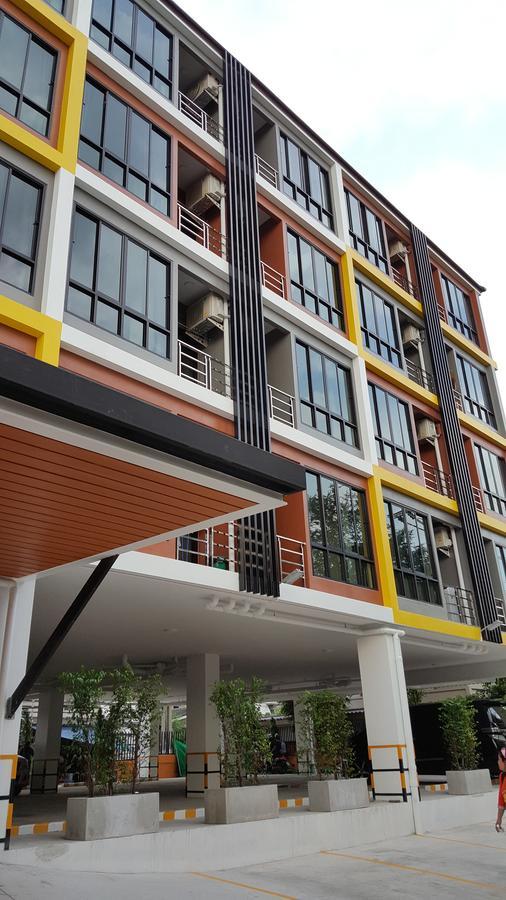 The All 24 Luxury Residence Bangkok Exterior photo